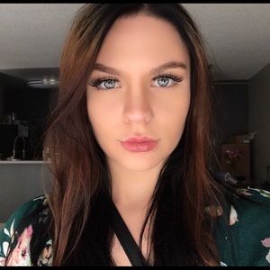 Meet your Posher, Jenna